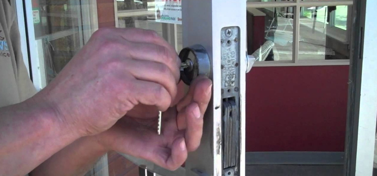 commercial door lock repair Rosedale